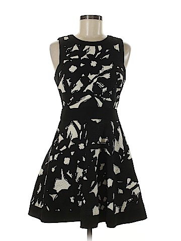 Banana Republic Casual Dress (view 1)