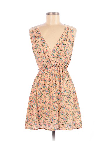 Forever 21 Casual Dress (view 1)