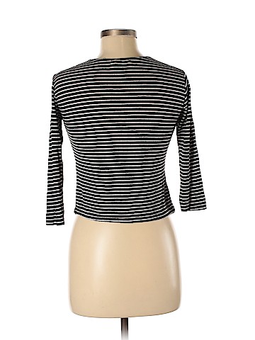 Brandy Melville Pullover Sweater (view 2)