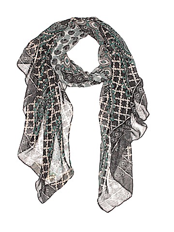 Simply Noelle Scarf (view 1)