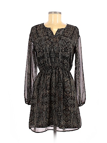 Forever 21 Casual Dress (view 1)