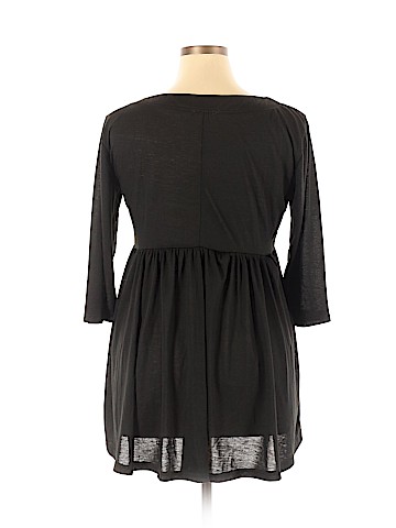 Assorted Brands 3/4 Sleeve Top (view 2)