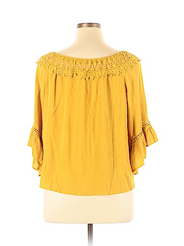 Studio JPR 3/4 Sleeve Blouse (view 2)