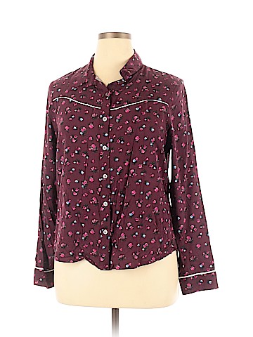 Wild Fable Long Sleeve Button-Down Shirt (view 1)