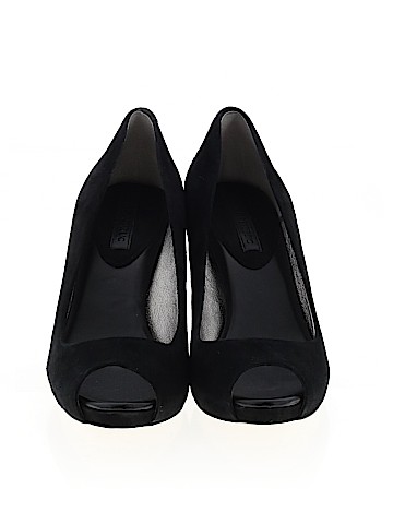 Banana Republic Heels (view 2)