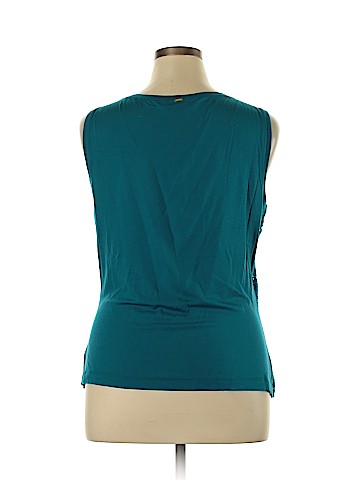 St. John Sleeveless Top (view 2)