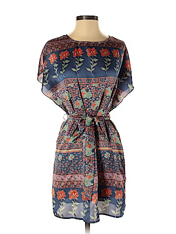 Forever 21 Casual Dress (view 1)