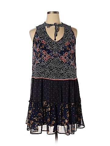 Xhilaration Casual Dress (view 1)