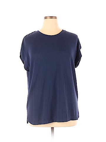 Gap Short Sleeve T-Shirt (view 1)