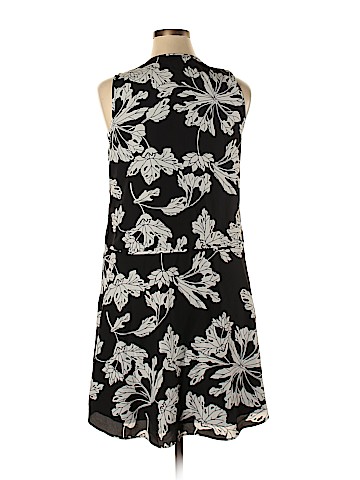 Banana Republic Casual Dress (view 2)