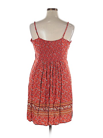 Old Navy Casual Dress (view 2)