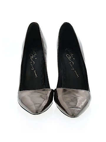 alice + olivia by stacey bendet Heels (view 2)