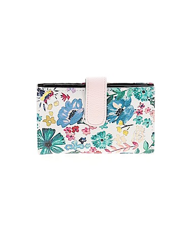 Unbranded Wallet (view 1)