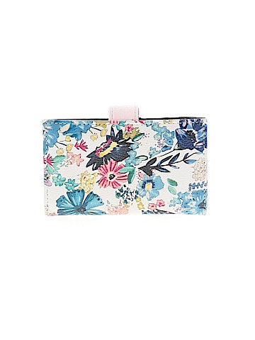 Unbranded Wallet (view 2)