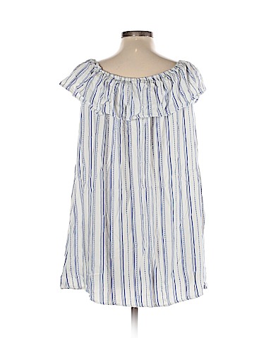 Mossimo Supply Co. Casual Dress (view 2)