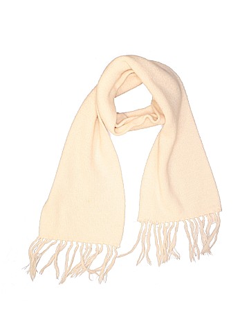 Betmar Scarf (view 1)