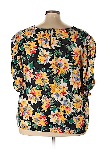 Ava & Viv Short Sleeve Blouse (view 2)