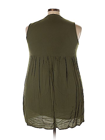 Old Navy Casual Dress (view 2)