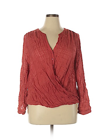 a.n.a. A New Approach Long Sleeve Blouse (view 1)