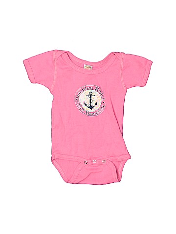 Jasper Short Sleeve Onesie (view 1)