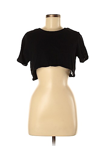 Forever 21 Short Sleeve T-Shirt (view 1)