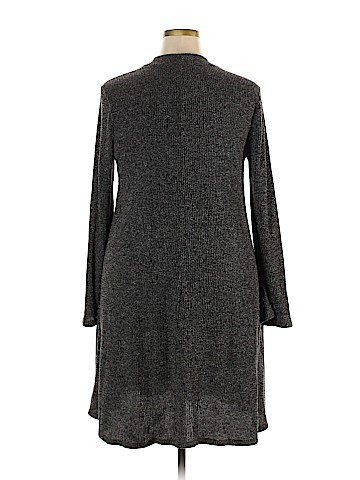 Old Navy Casual Dress (view 2)