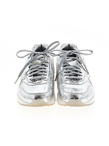 Nike Sneakers (view 2)