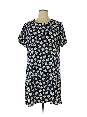 Old Navy Casual Dress (view 1)