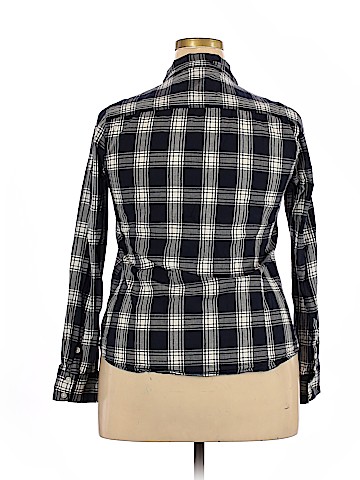 Crown & Ivy Long Sleeve Button-Down Shirt (view 2)