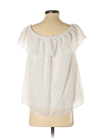 Red Camel Short Sleeve Blouse (view 2)