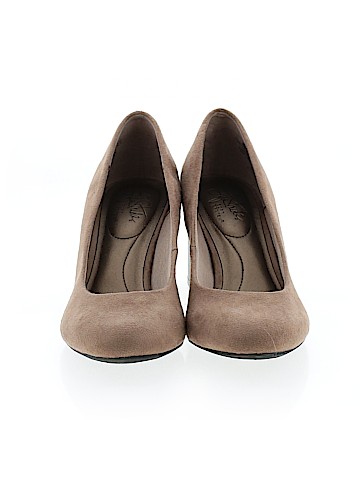 Life Stride Heels (view 2)