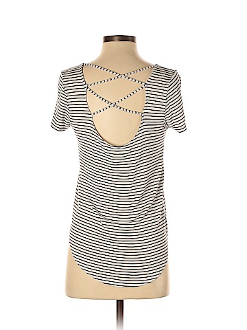 Hollister Short Sleeve T-Shirt (view 2)