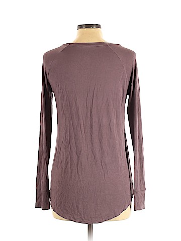 American Eagle Outfitters Long Sleeve Top (view 2)