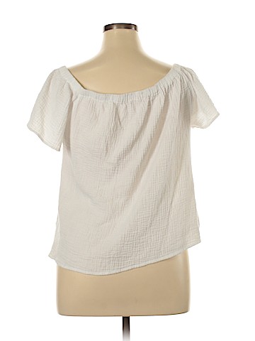 Adiva Short Sleeve Blouse (view 2)