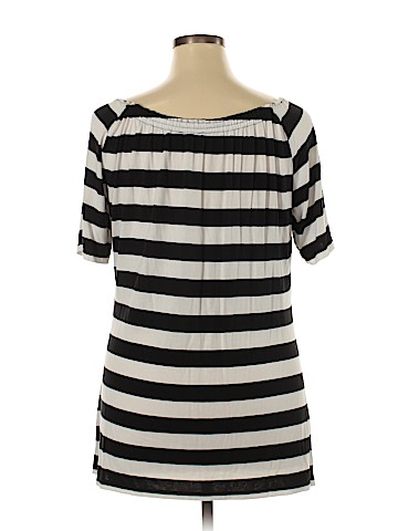 The Limited Short Sleeve Top (view 2)