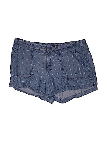 Gap Shorts (view 1)