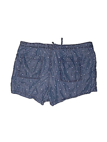 Gap Shorts (view 2)