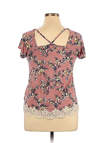 Rewind Short Sleeve Top (view 2)