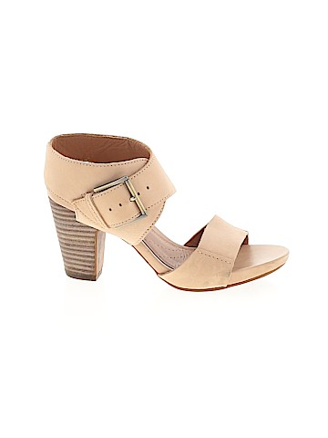 Clarks Heels (view 1)