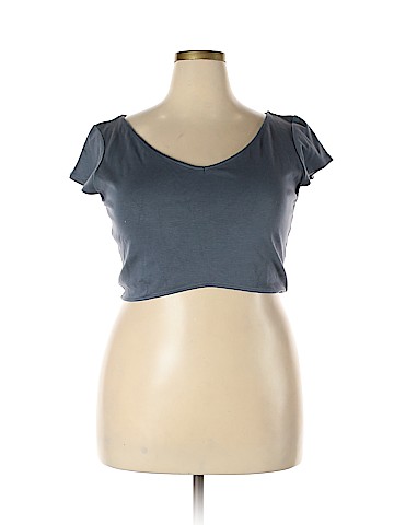 Leith Short Sleeve Top (view 1)