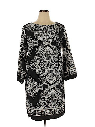 Old Navy Casual Dress (view 1)