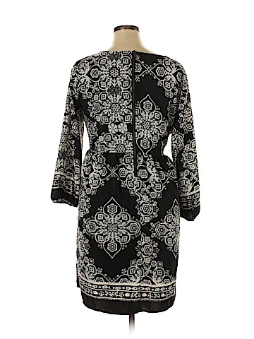 Old Navy Casual Dress (view 2)