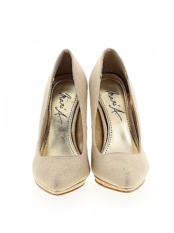 Mari A Heels (view 2)