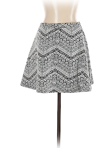 No Boundaries Casual Skirt (view 2)