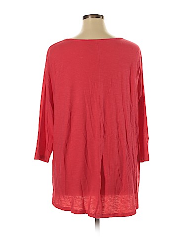 Crown & Ivy Short Sleeve Top (view 2)