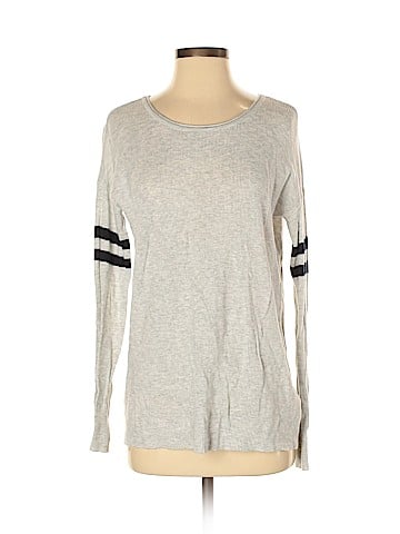 American Eagle Outfitters Pullover Sweater (view 1)