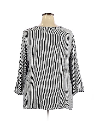 Old Navy Long Sleeve Top (view 2)