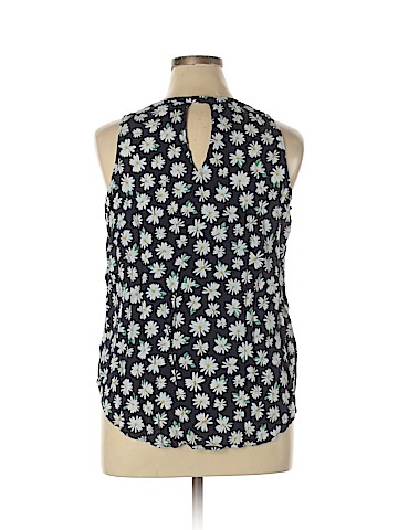 Old Navy Sleeveless Blouse (view 2)
