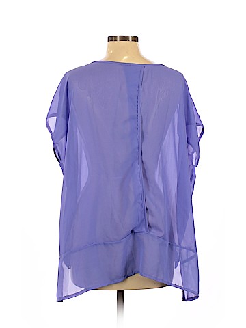 Lyss Loo Short Sleeve Blouse (view 2)