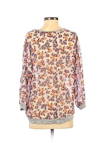 Eyeshadow 3/4 Sleeve Blouse (view 2)